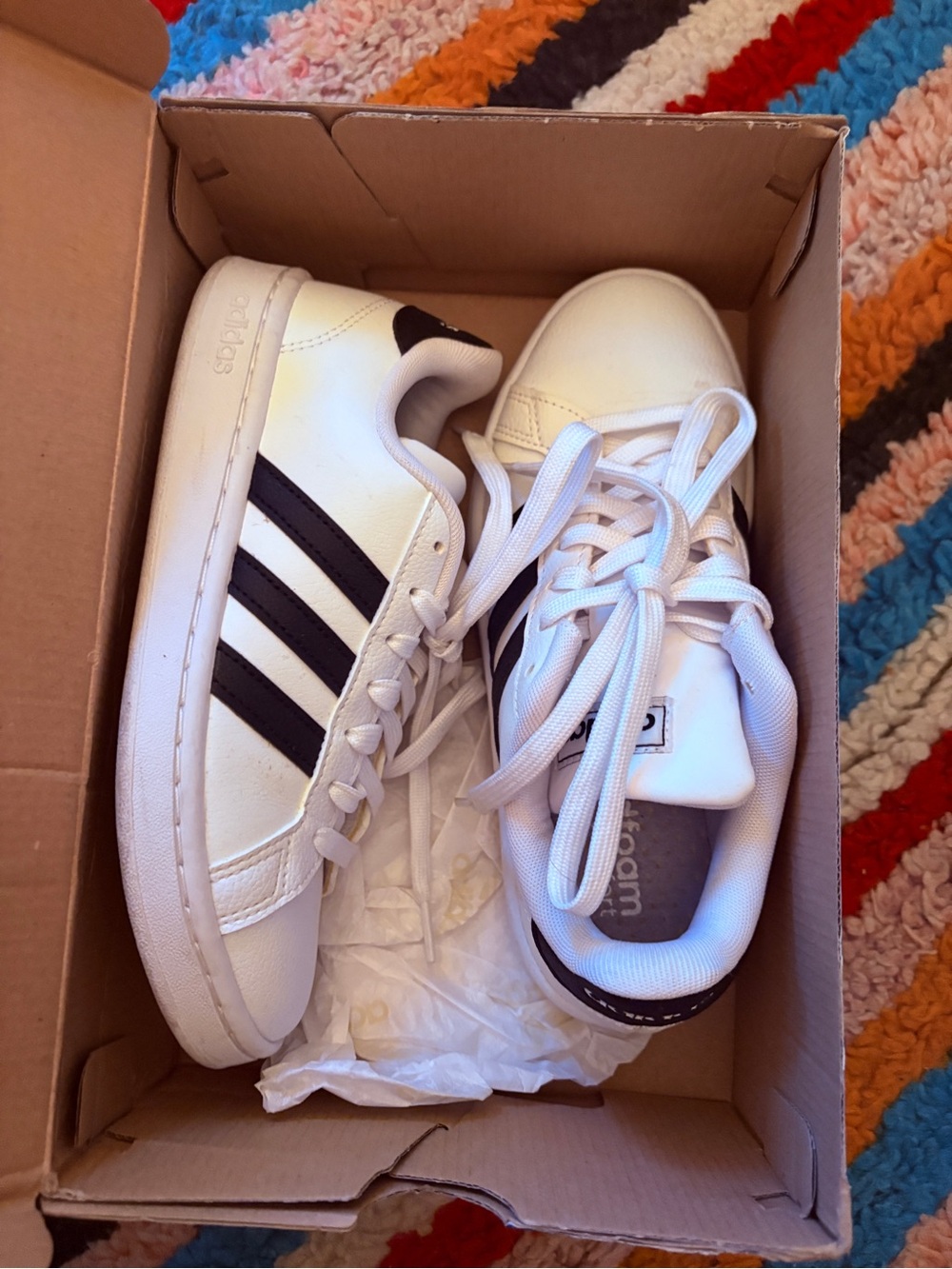 adidas Superstar gently used sz 6